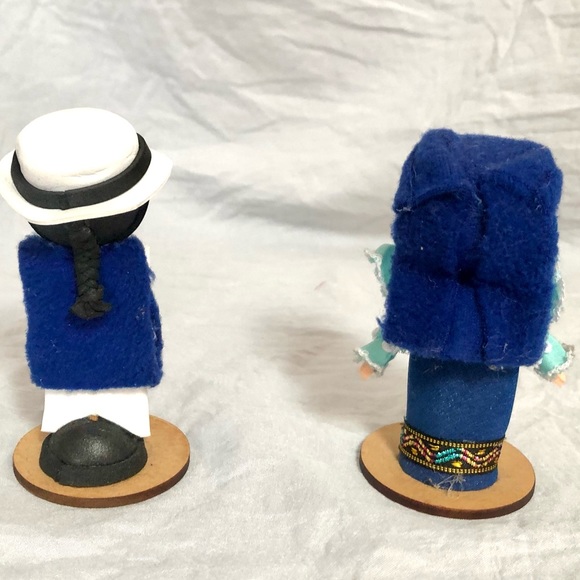 ECUA HANDS-DOLLS miniature handmade Woven Wool doll characters size 2x4 NWOT - Picture 7 of 9